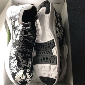 Apl 6.5 techloom breeze (camo) NWT